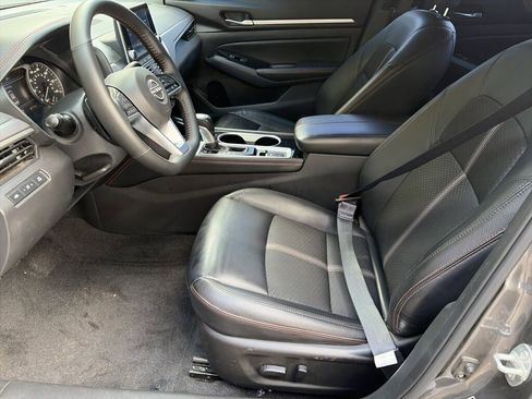 Certified 2025 Nissan Altima 2.5 SR image 28