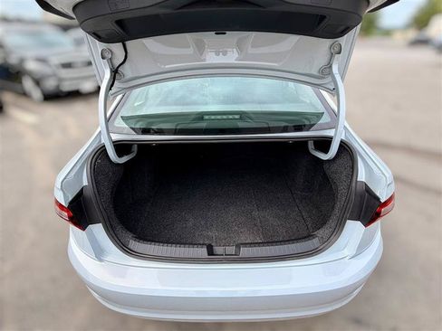 Used 2019 Volkswagen Jetta S FWD image 6