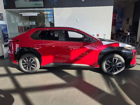 New 2026 Subaru Solterra Premium image 8