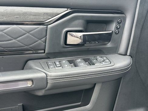 New 2026 RAM 2500 Limited image 12