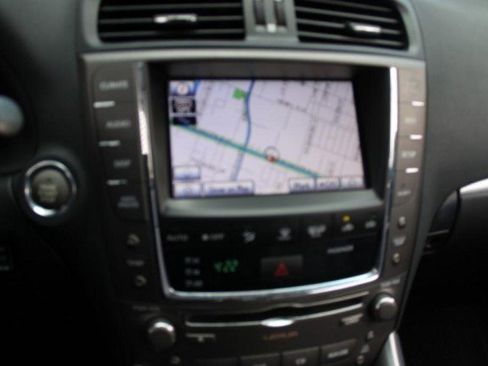 Used 2011 Lexus IS 250C image 18