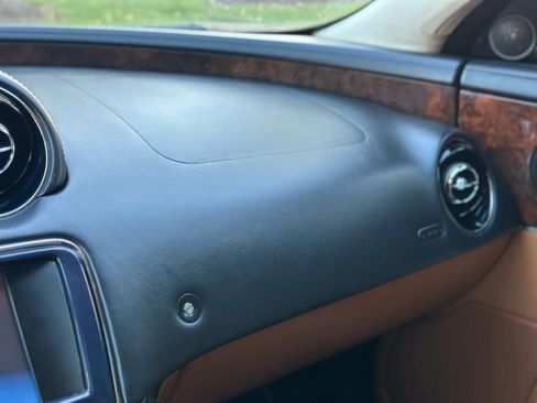 Used 2011 Jaguar XJ L Supercharged image 28
