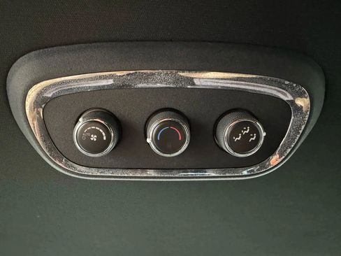 Used 2017 Dodge Durango GT w/ Premium Group image 29