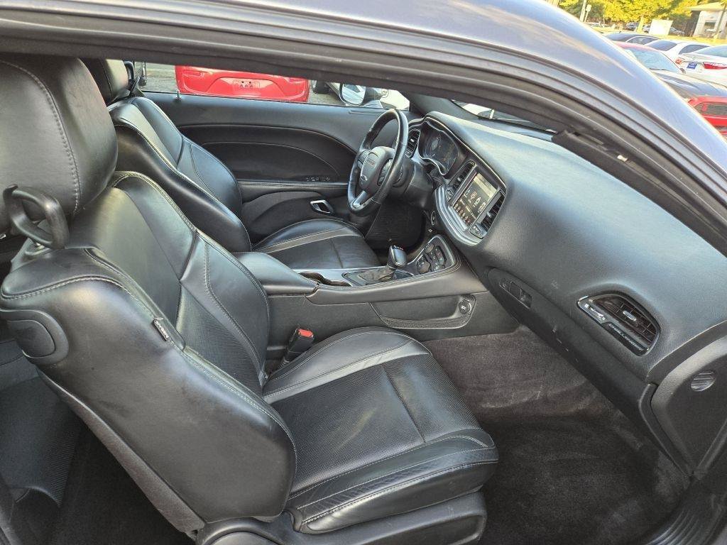 Used 2017 Dodge Challenger SXT Plus RWD image 14
