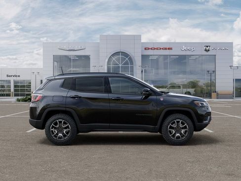 New 2026 Jeep Compass Trailhawk AWD/4WD image 22