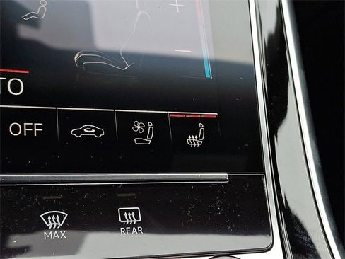 New 2026 Audi SQ7 Premium Plus image 19