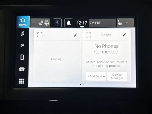 Used 2023 Chrysler Voyager LX FWD image 3