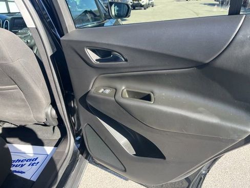 Used 2024 Chevrolet Equinox LT image 42