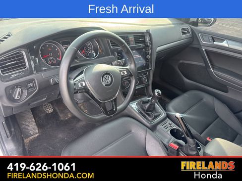 Used 2019 Volkswagen Golf SE w/ Driver Assistance Package image 13