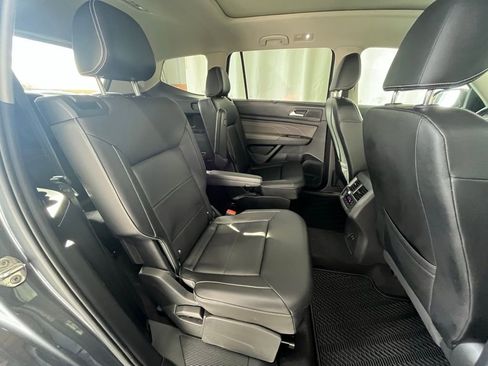 Certified 2022 Volkswagen Atlas SE w/ Panoramic Sunroof Package image 27