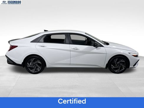 Certified 2025 Hyundai Elantra Sport FWD image 6