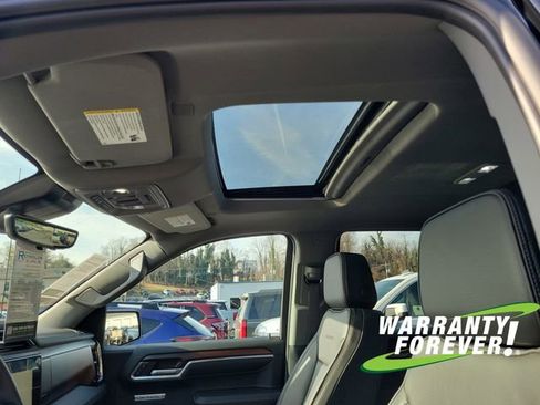 Used 2024 GMC Sierra 1500 Denali image 13