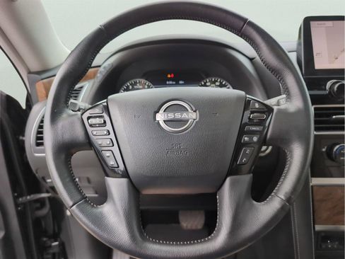 Used 2024 Nissan Armada SL w/ Captain's Chairs Package image 27