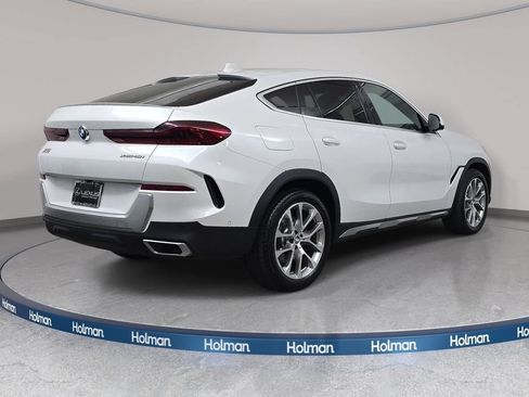 Used 2022 BMW X6 xDrive40i AWD/4WD image 6