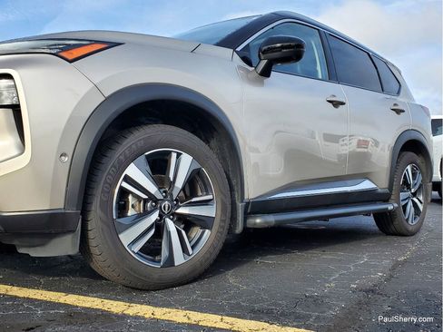 Used 2023 Nissan Rogue SL w/ SL Premium Package image 8