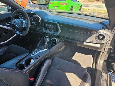 Used 2022 Chevrolet Camaro ZL1 RWD image 11