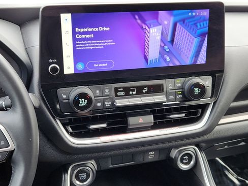 Certified 2025 Toyota Grand Highlander AWD image 15