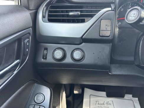 Used 2020 Chevrolet Suburban LT w/ RST Edition image 31