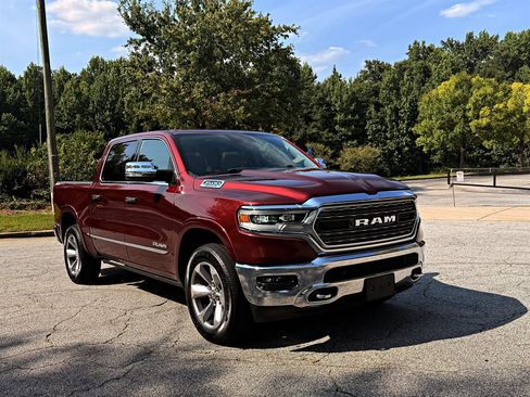Used 2019 RAM 1500 Limited AWD/4WD image 3