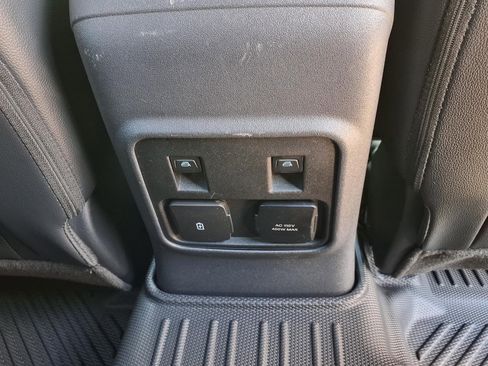 Used 2022 Ford Bronco Wildtrak AWD/4WD image 17