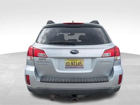 Used 2014 Subaru Outback 2.5i Premium AWD/4WD image 4
