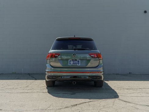Used 2023 Volkswagen Tiguan SE R-Line FWD image 6
