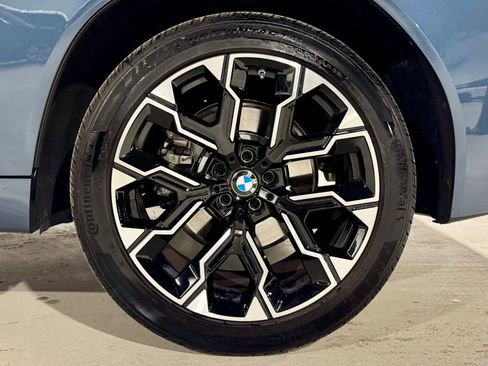 Used 2025 BMW X3 xDrive30i w/ Premium Package image 34