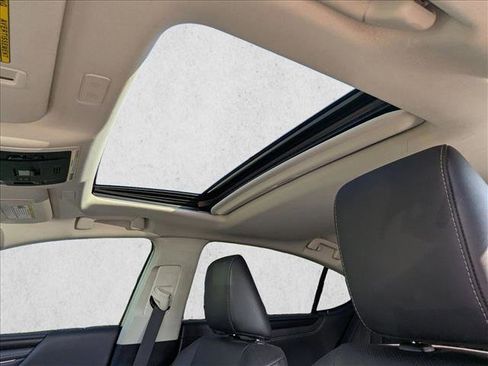 Certified 2024 Lexus ES 300h w/ Premium Package image 17