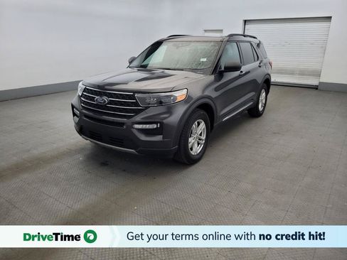 Used 2020 Ford Explorer XLT w/ Equipment Group 202A AWD/4WD image 1