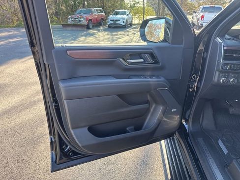 New 2026 GMC Yukon Denali w/ Denali Reserve Package AWD/4WD image 22