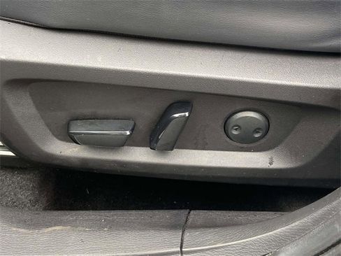 Used 2024 Mitsubishi Outlander SE image 18