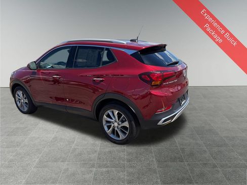 Used 2023 Buick Encore GX Essence w/ Experience Buick Package FWD image 4