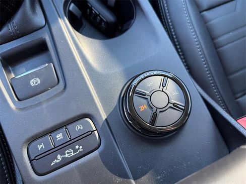 New 2025 Ford Ranger Lariat w/ FX4 Off-Road Package image 16