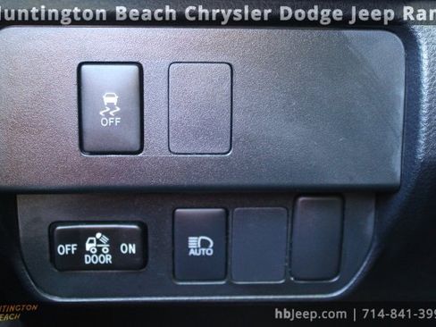 Used 2023 Toyota Tacoma SR5 image 18