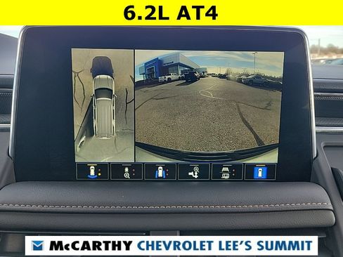 Used 2024 GMC Yukon AT4 w/ Technology Package image 10
