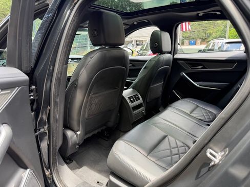 Used 2022 Jaguar F-PACE S AWD/4WD image 31