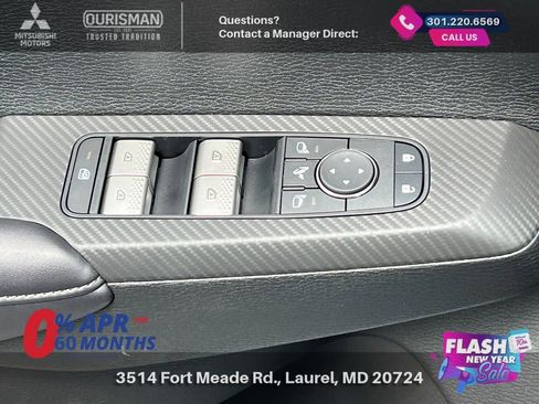 New 2025 Mitsubishi Outlander SE image 30