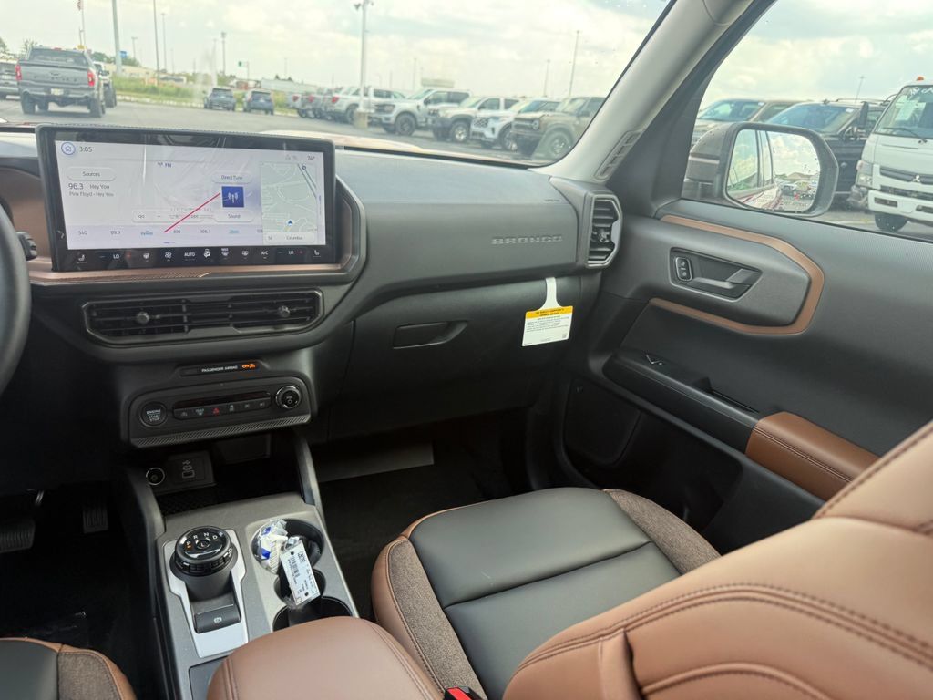 New 2026 Ford Bronco Sport Outer Banks w/ Outer Banks Tech Package+ AWD/4WD image 38
