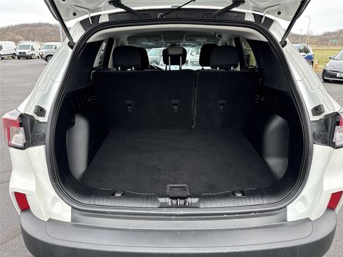 Used 2021 Ford Escape SE FWD image 28