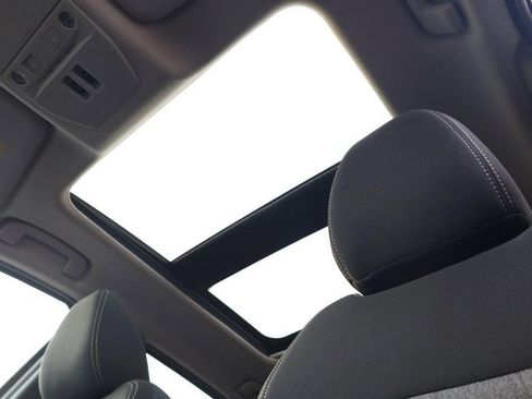 New 2026 Nissan Kicks SV w/ SV Premium Package image 7