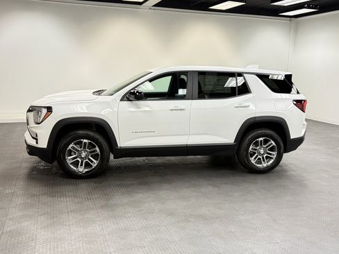 New 2026 GMC Terrain Elevation w/ Technology Package II image 2