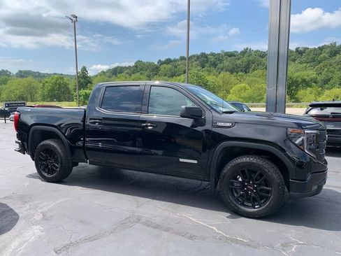 Used 2025 GMC Sierra 1500 Elevation w/ Preferred Package AWD/4WD image 6