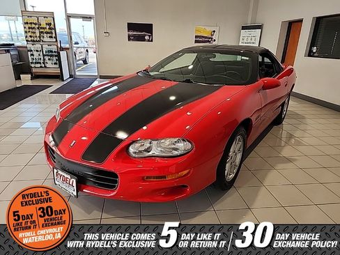 Used 2001 Chevrolet Camaro Z28 w/ Preferred Equipment Group 2 image 4