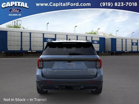 New 2026 Ford Explorer ST-Line w/ ST-Line Street Pack image 5