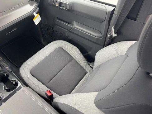 New 2025 Ford Bronco 4-Door image 9