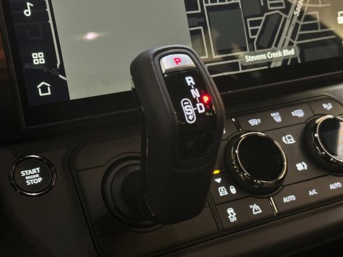 New 2026 Land Rover Defender 110 OCTA image 20