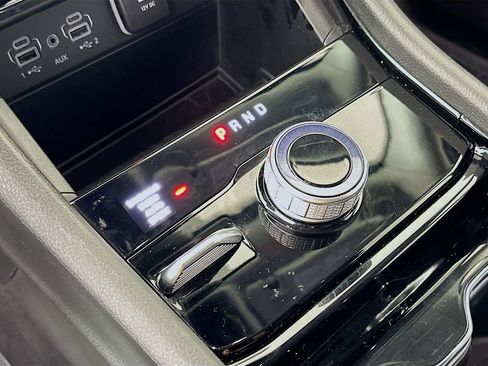 Used 2023 Jeep Grand Cherokee L Limited image 24