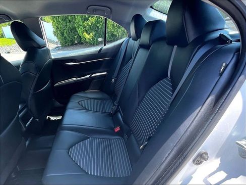 Used 2024 Toyota Camry SE FWD image 15