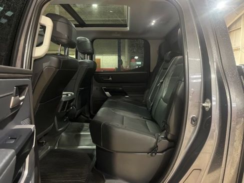 Used 2023 Toyota Tundra Limited image 7