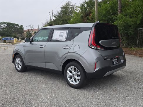 New 2025 Kia Soul LX image 6